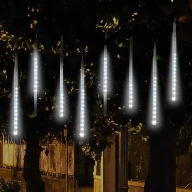 Novoletne LED-lučke s snežnim učinkom, bele